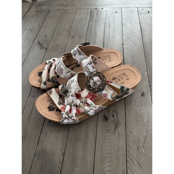 L'ARTISTE Spring Step Yarden Floral Strappy Wedge Sandals Leather Size 38 / 7.5 - Picture 4 of 7
